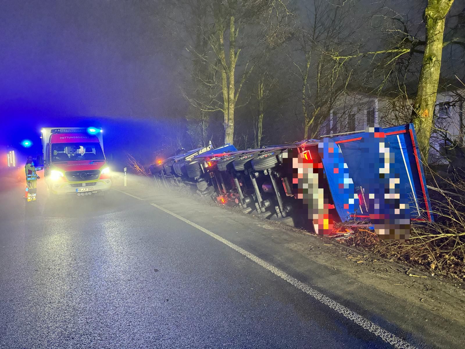 Schwerer Unfall Auf Der B229 Im Versetal – WYFZPQ